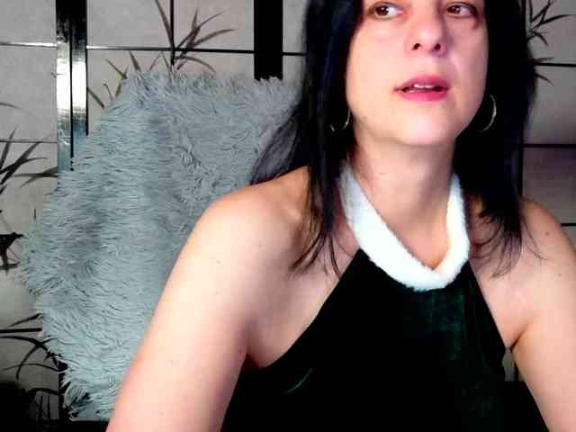 SweetLongLips webcam