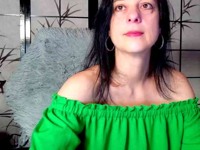 SweetLongLips webcam