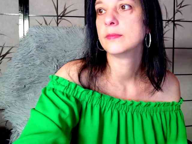 SweetLongLips webcam