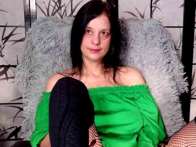 SweetLongLips webcam