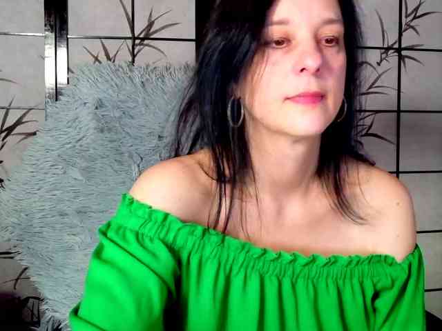 SweetLongLips webcam