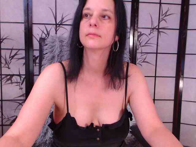 SweetLongLips webcam