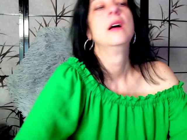 SweetLongLips webcam