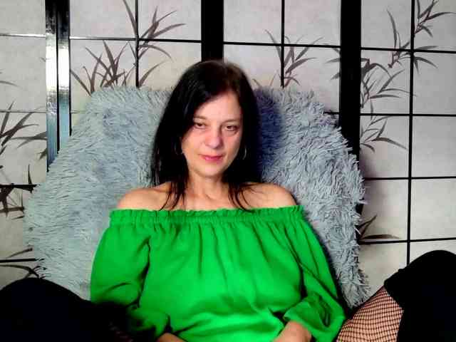 SweetLongLips webcam