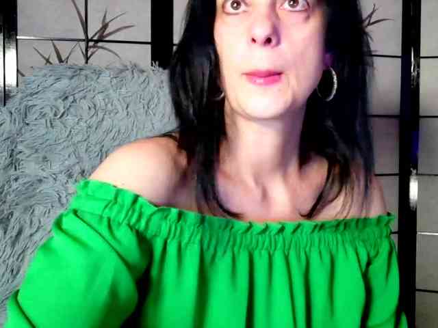 SweetLongLips webcam