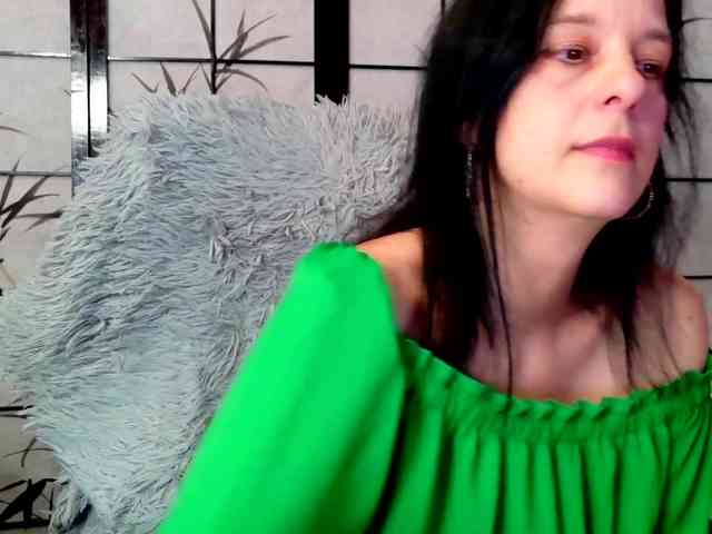 SweetLongLips webcam