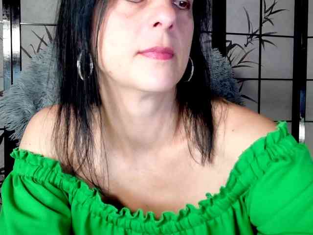 SweetLongLips webcam