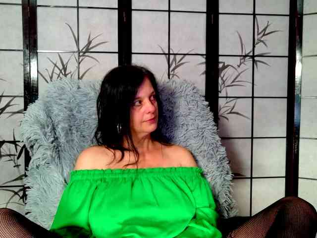 SweetLongLips webcam