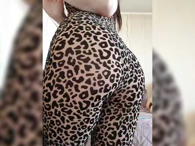 SexyQueen333's BongaCams show and profile