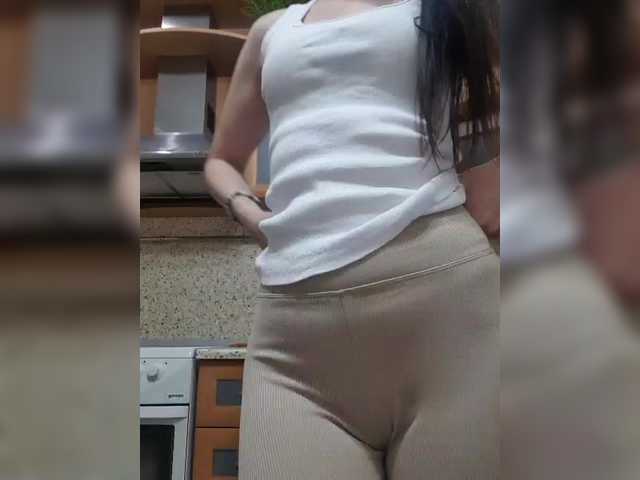 sexyqueen333 cam belle