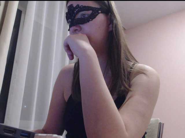 Urania33's BongaCams show and profile