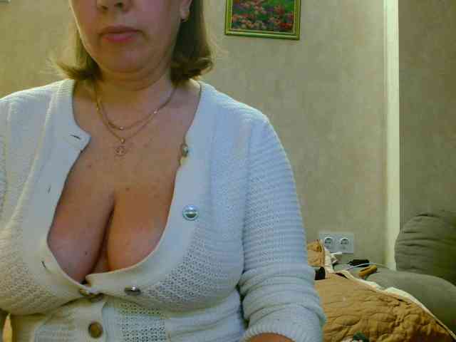 _Brionia_ webcam