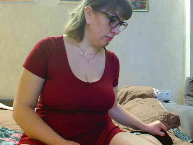 rosewind8 Live Webcam on BongaCams