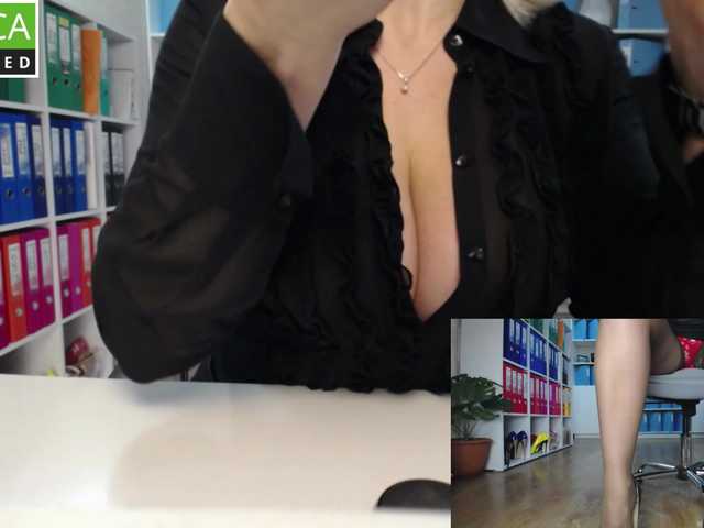 passionate_blonde webcam