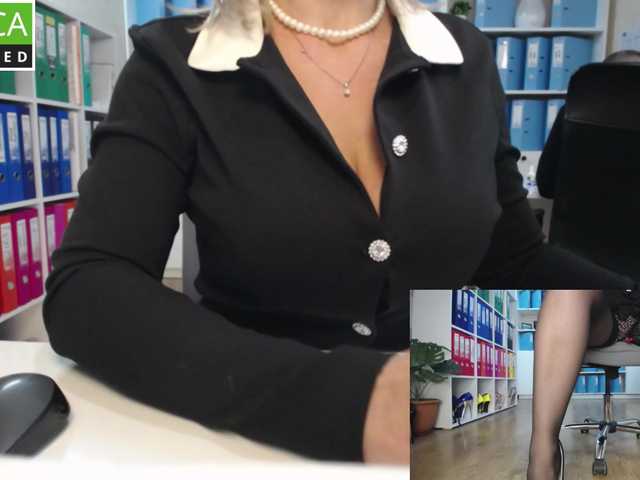 legsoffice from BongaCams