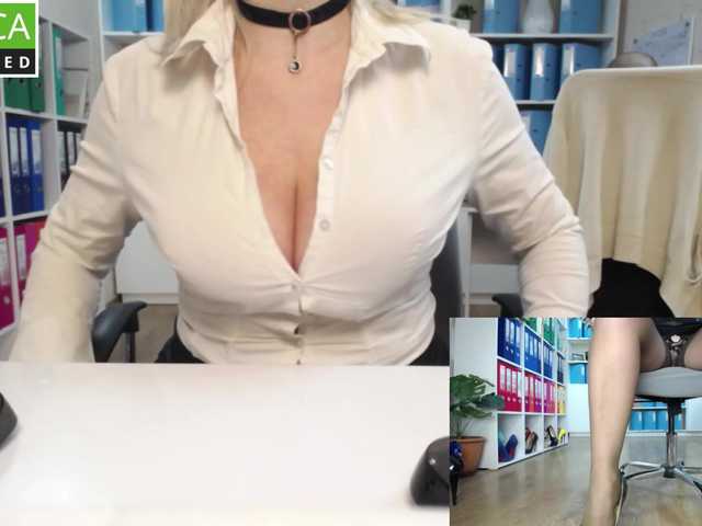 legsoffice live sex show