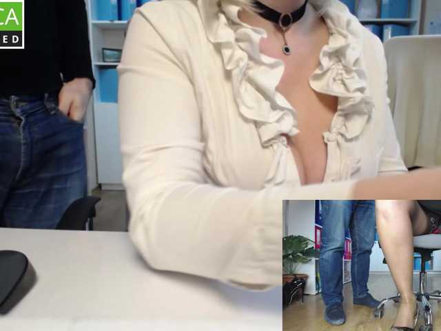 legsoffice's BongaCams show and profile