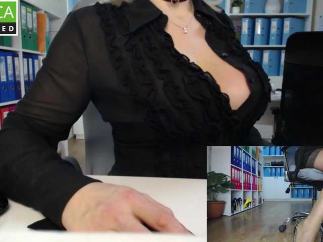 legsoffice from BongaCams