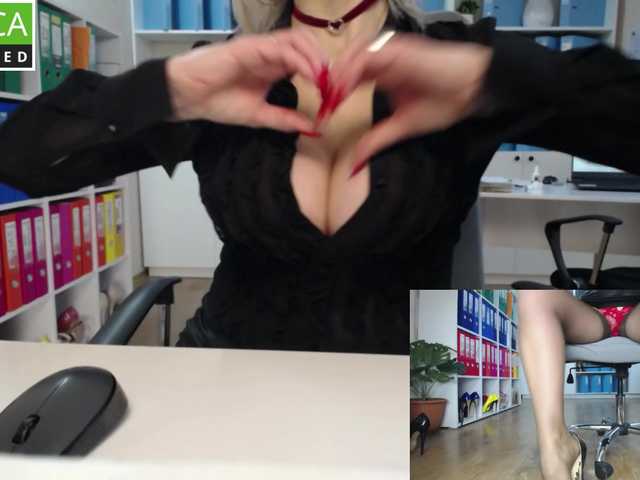 legsoffice from BongaCams is Freechat