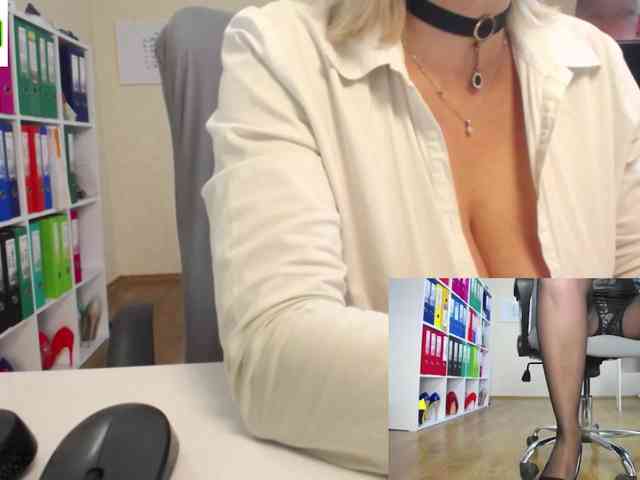 passionate_blonde webcam