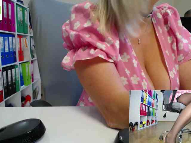 passionate_blonde webcam