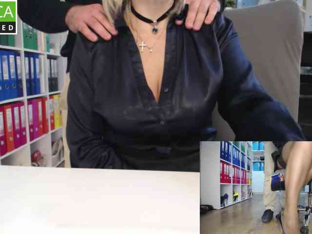 passionate_blonde webcam