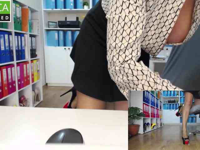 passionate_blonde webcam