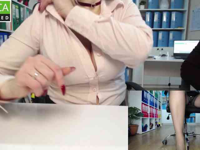 passionate_blonde webcam