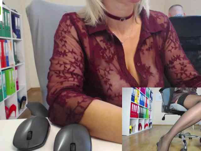 passionate_blonde webcam