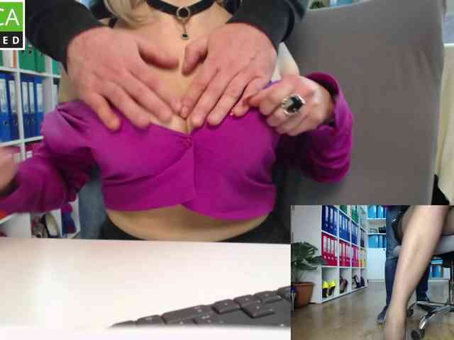 passionate_blonde webcam