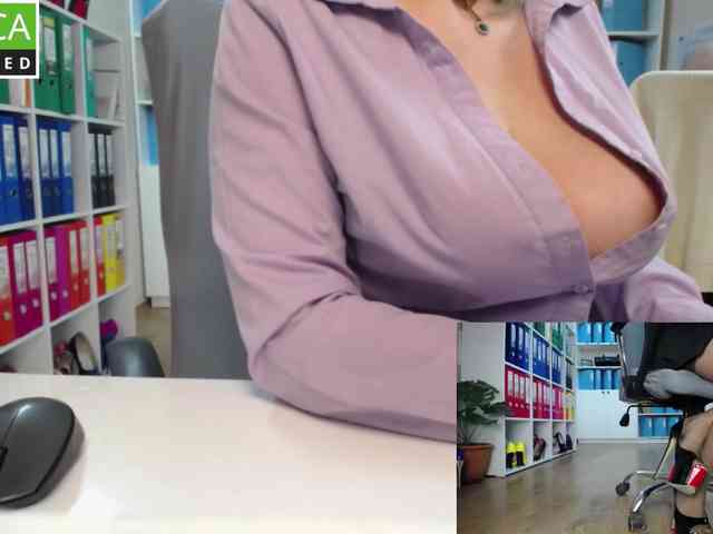 passionate_blonde webcam