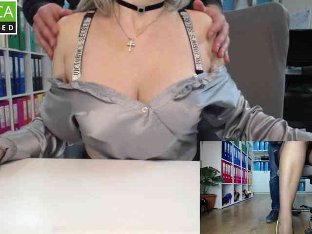 passionate_blonde webcam