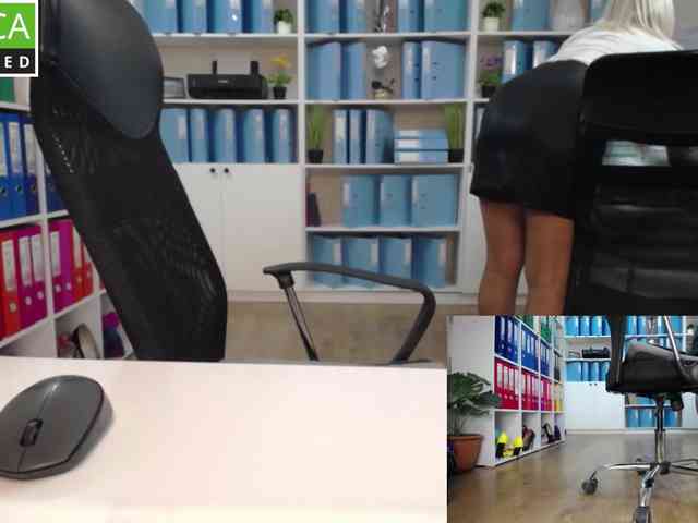 passionate_blonde webcam