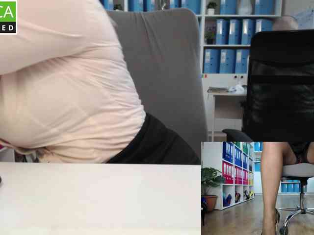 passionate_blonde webcam