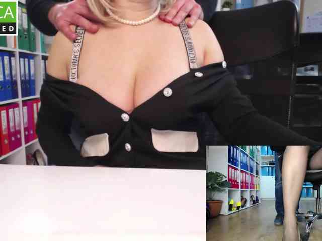 passionate_blonde webcam