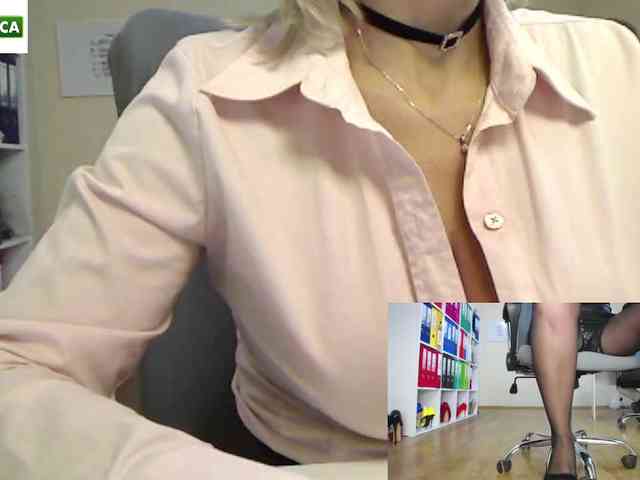 passionate_blonde webcam