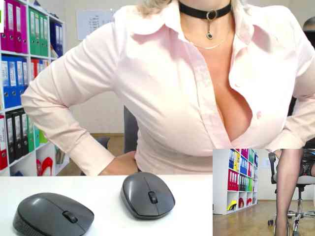 passionate_blonde webcam