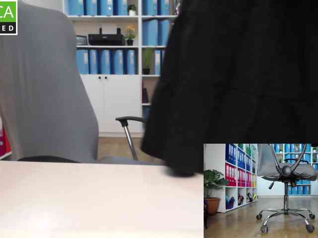 passionate_blonde webcam