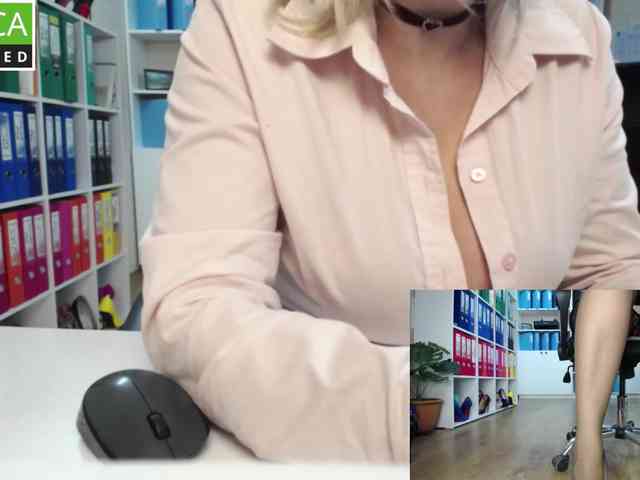 passionate_blonde webcam