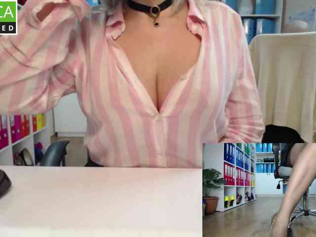 passionate_blonde webcam