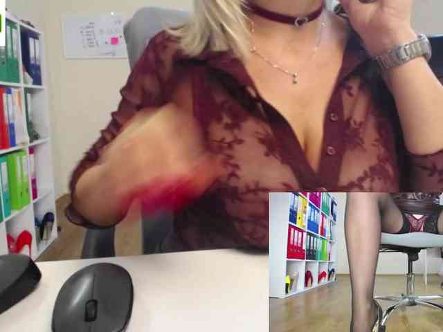 passionate_blonde webcam