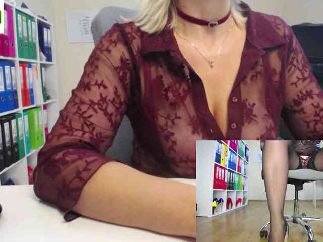passionate_blonde webcam