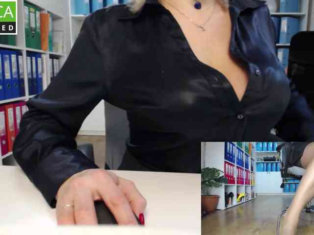 passionate_blonde webcam