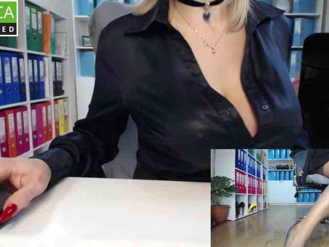 passionate_blonde webcam