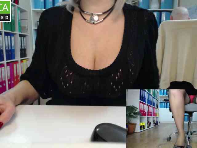 passionate_blonde webcam