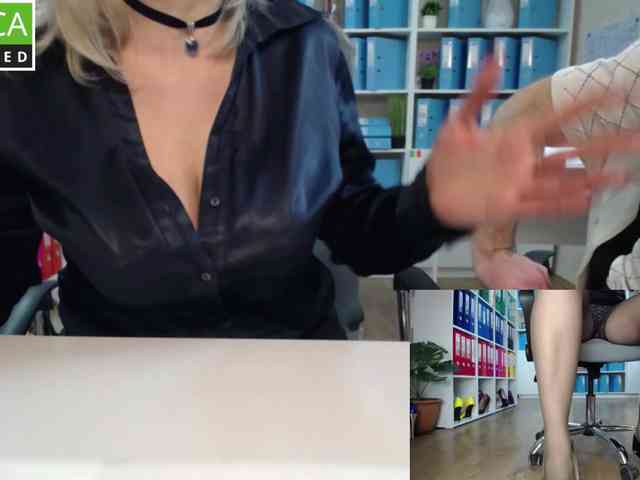 passionate_blonde webcam