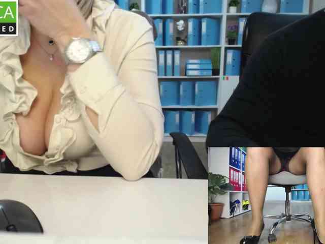 passionate_blonde webcam