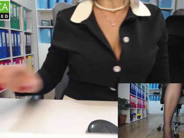 passionate_blonde webcam