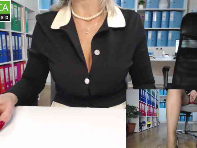 passionate_blonde webcam