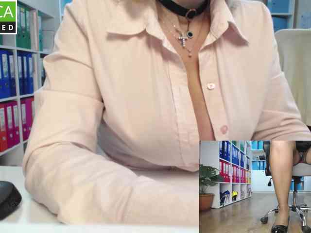 passionate_blonde webcam